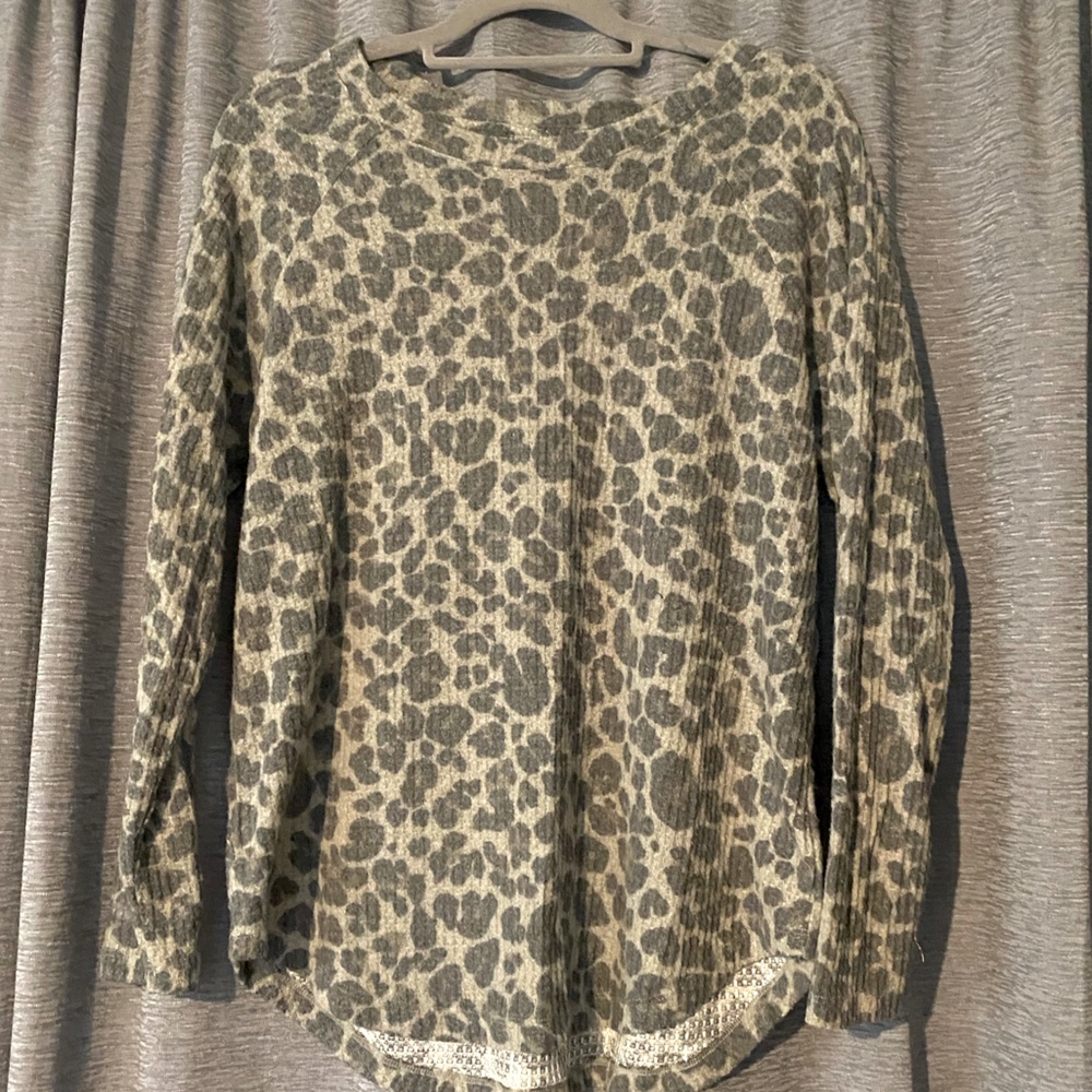 Waffle knit long sleeve shirt